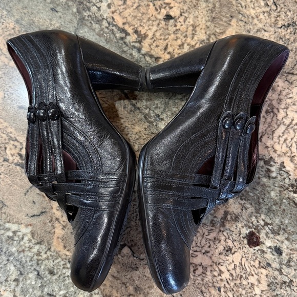 Indigo Black Leather Heels - Picture 5 of 8